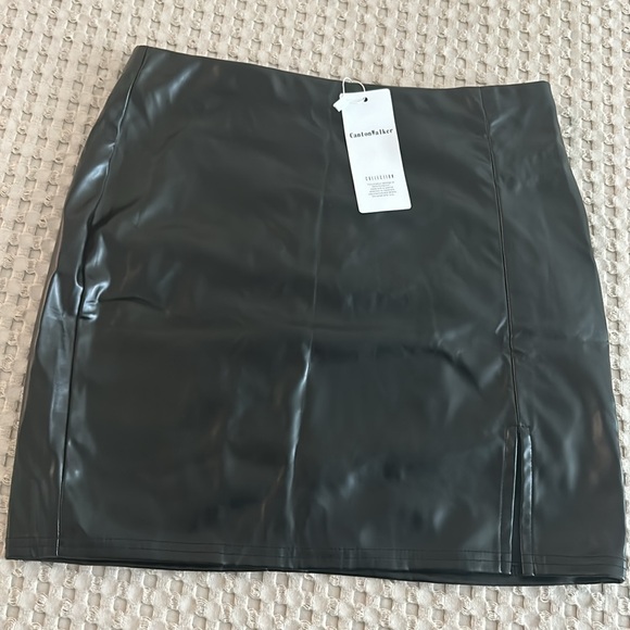 Cantonwalker Women's High Waist High Slit Tassel Bodycon Black Leather Mini - Picture 5 of 7